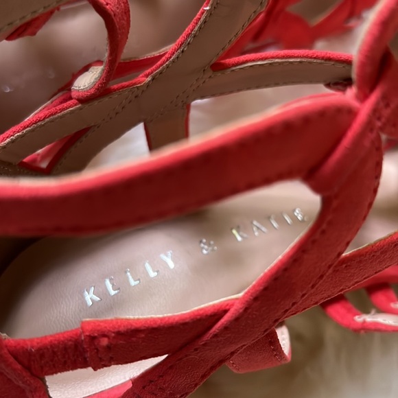 Kelly & Kate Zipper Back Red Cage Heels Sz 7.5 - Picture 16 of 16